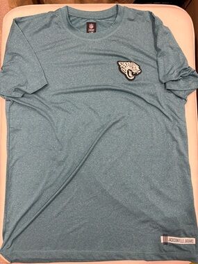 Jacksonville Jaguars NFL ON FIELD Apparel New Era Shirt Men’s Large